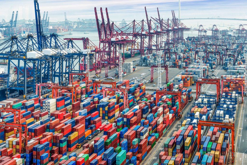 China harbor export containers